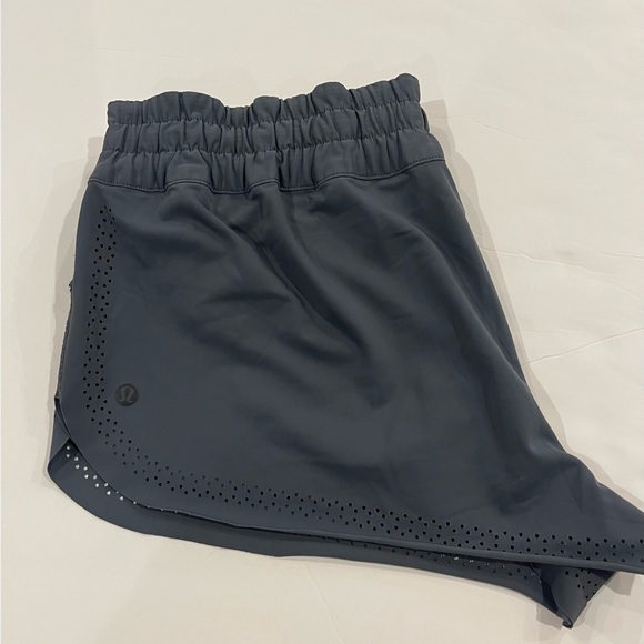 Lululemon bundle! - Picture 6 of 7